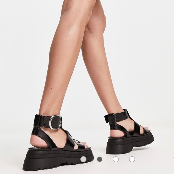 ASOS DESIGN Factor buckle hardware fisherman platform sandals in black size 9 - Picture 2 of 12